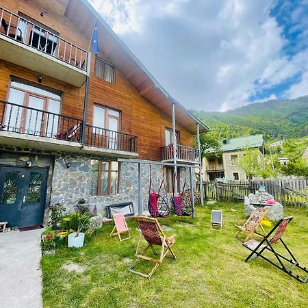 Manana Japaridze'S Guesthouse Mestia Exterior photo