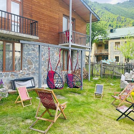 Manana Japaridze'S Guesthouse Mestia Exterior photo