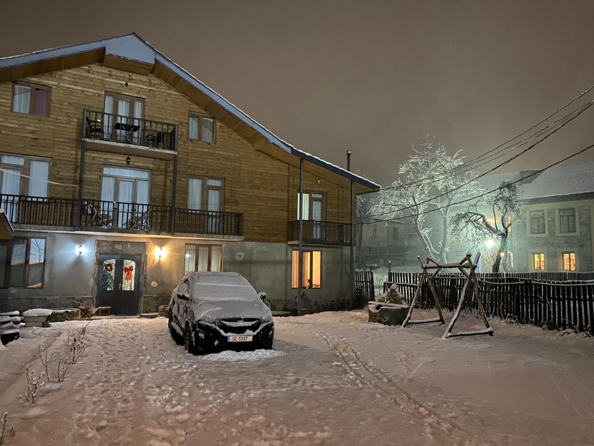 Manana Japaridze'S Guesthouse Mestia Exterior photo