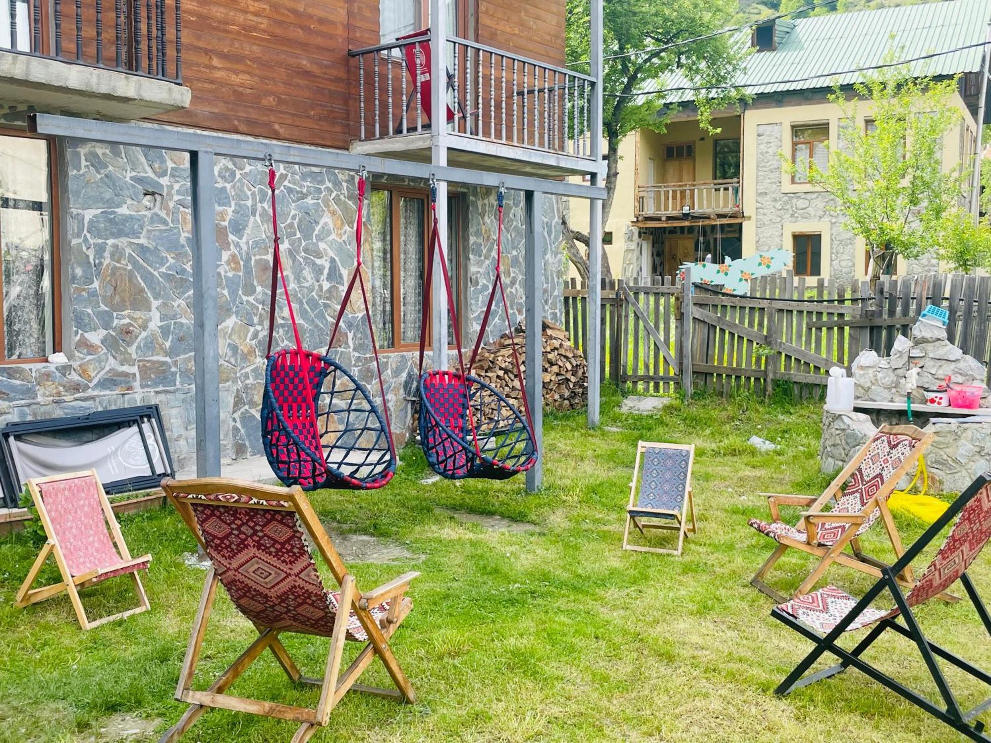 Manana Japaridze'S Guesthouse Mestia Exterior photo